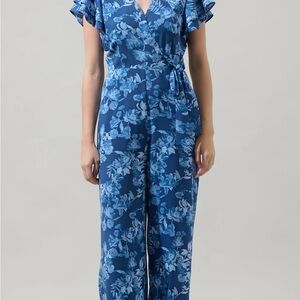 NWT! Sugarlips Bary Floral Tiley Wide Leg Jumpsuit MSRP $99! NAVY•BLUE  SIZE XS